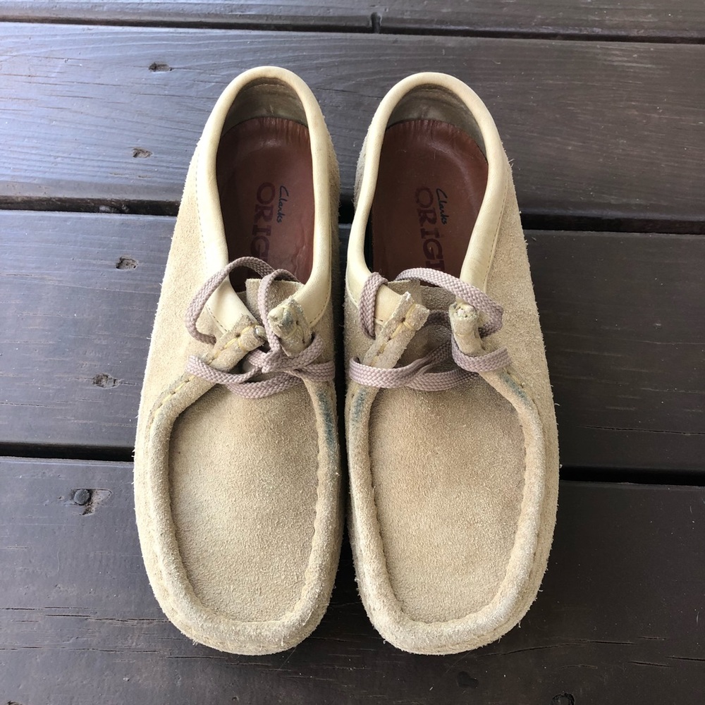 Women’s size 7 Clark’s